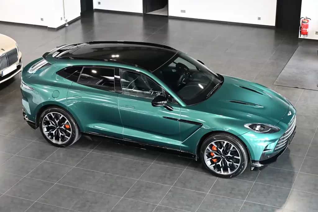 Aston Martin DBX 707 / Racing Green / Garantie 2027 / AHK 02/2024-photo-2