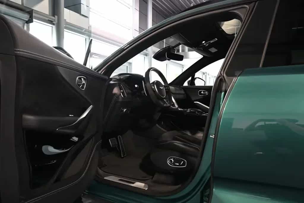 Aston Martin DBX 707 / Racing Green / Garantie 2027 / AHK 02/2024-photo-21