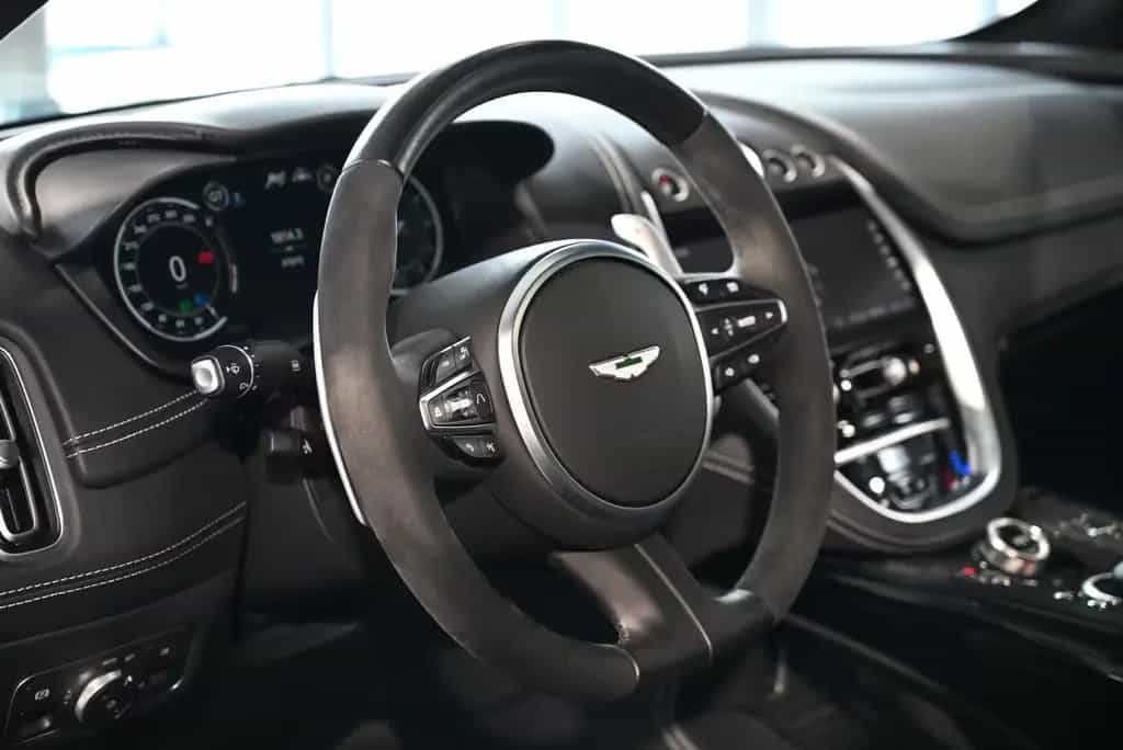 Aston Martin DBX 707 / Racing Green / Garantie 2027 / AHK 02/2024-photo-28