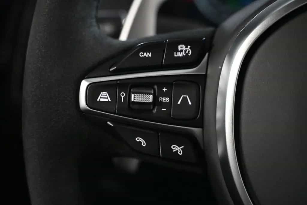 Aston Martin DBX 707 / Racing Green / Garantie 2027 / AHK 02/2024-photo-32