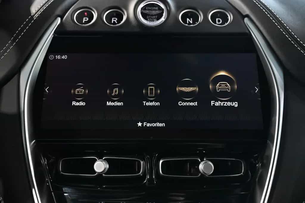 Aston Martin DBX 707 / Racing Green / Garantie 2027 / AHK 02/2024-photo-42
