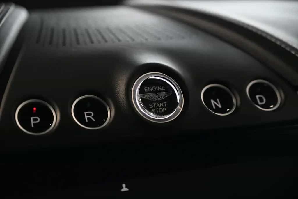 Aston Martin DBX 707 / Racing Green / Garantie 2027 / AHK 02/2024-photo-44