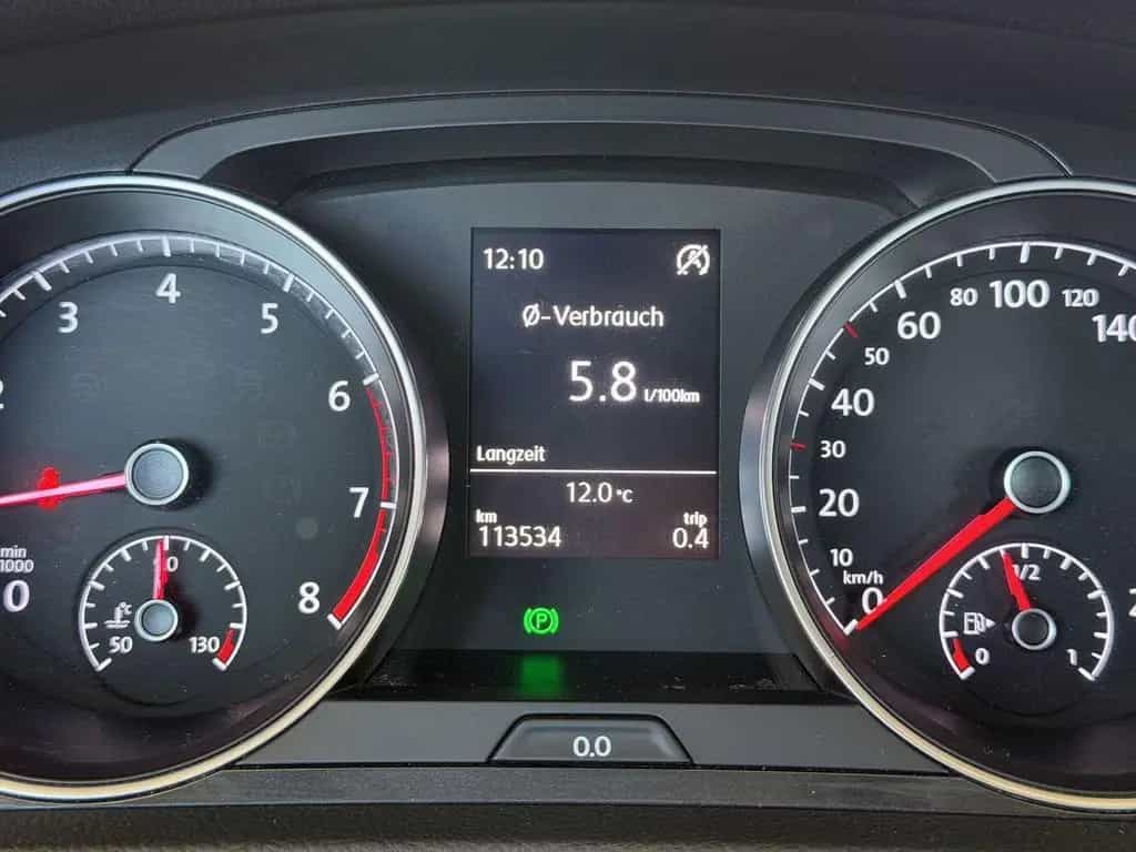 Volkswagen Golf Trendline Bluetooth Sitzheizung PDC v+h 03/2019-photo-16