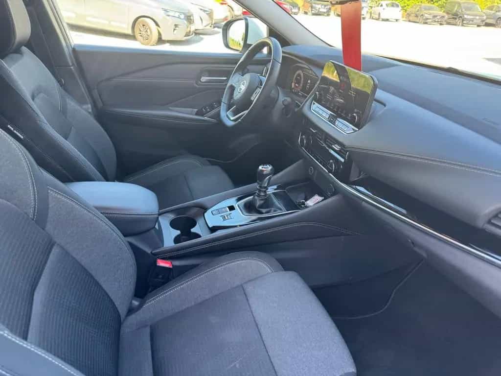 Nissan Qashqai 1.3 DIG-T N-Connecta 140PS 6MT AHK 12/2021-photo-10