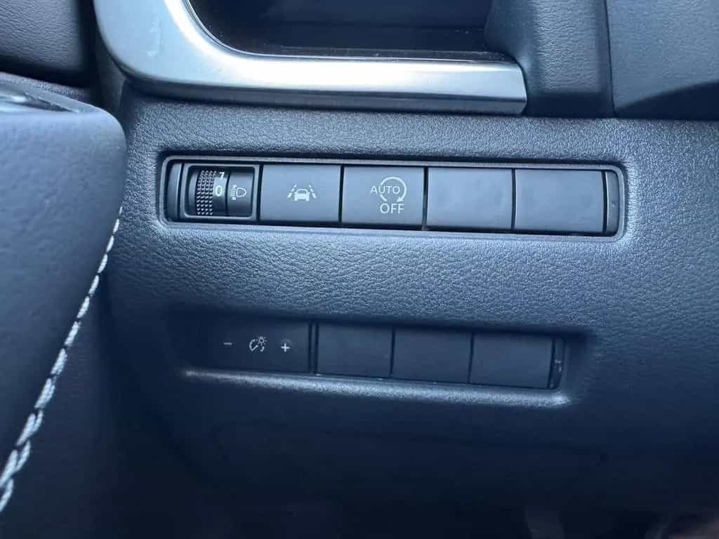 Nissan Qashqai 1.3 DIG-T N-Connecta 140PS 6MT AHK 12/2021-photo-19