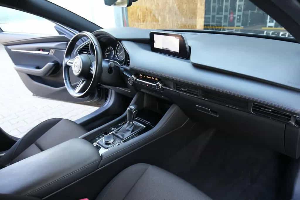 Mazda 3 SELECTION Aut. DESI-P /ACC/KeyLess/rKamera/AHK 05/2019-photo-14