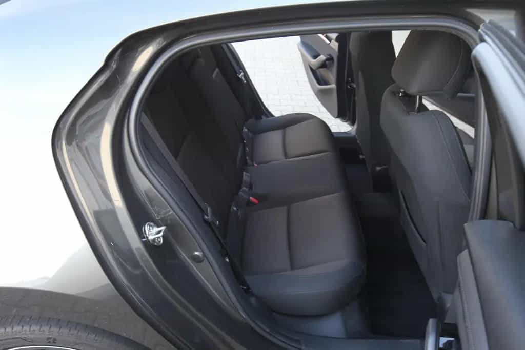 Mazda 3 SELECTION Aut. DESI-P /ACC/KeyLess/rKamera/AHK 05/2019-photo-17