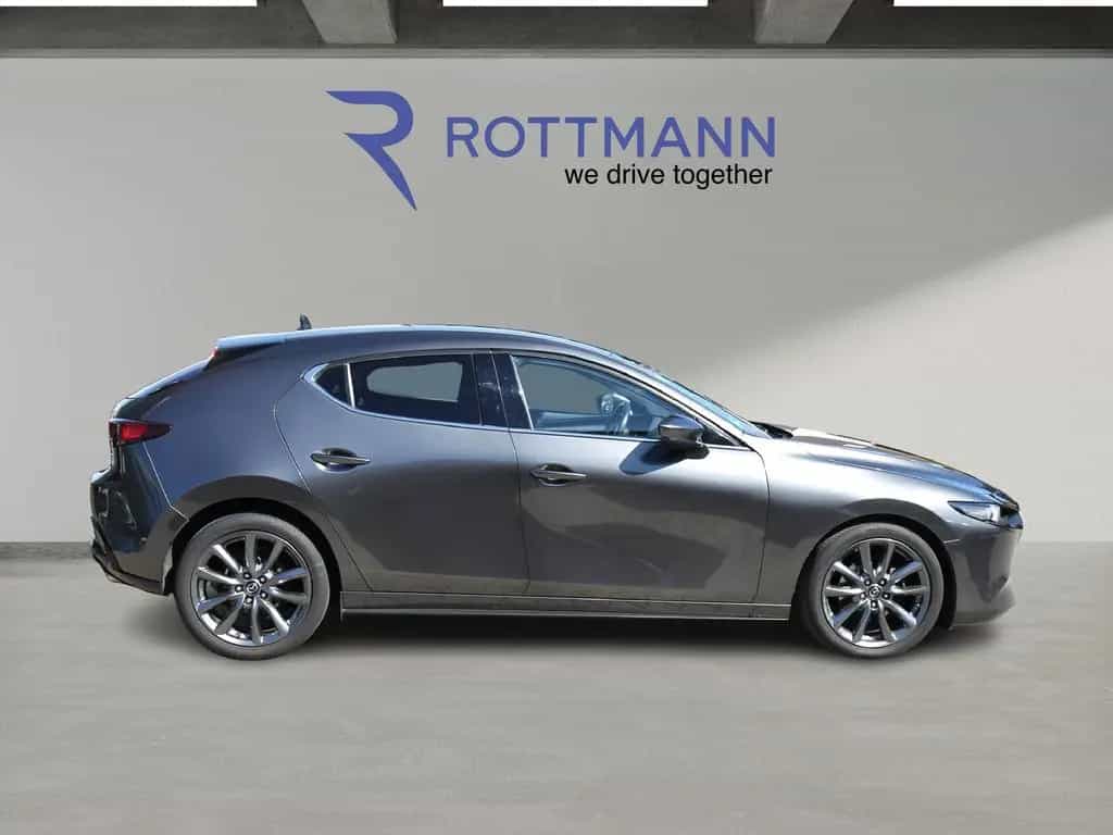 Mazda 3 SELECTION Aut. DESI-P /ACC/KeyLess/rKamera/AHK 05/2019-photo-3