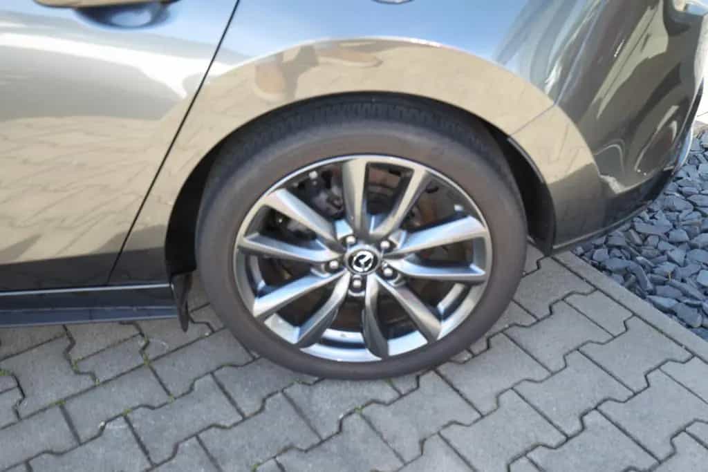 Mazda 3 SELECTION Aut. DESI-P /ACC/KeyLess/rKamera/AHK 05/2019-photo-6