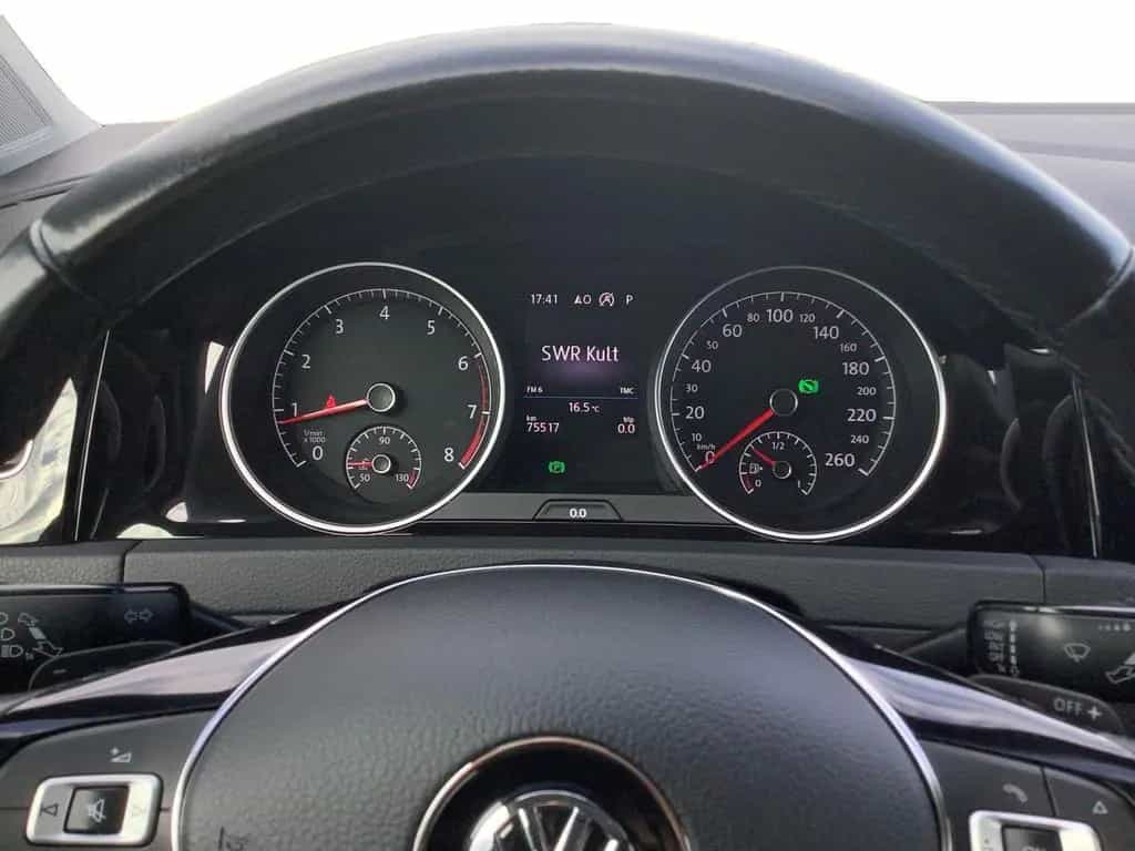 Volkswagen Golf VII 1.4 TSI DSG R-line Highline LED Navi SH 05/2017-photo-12