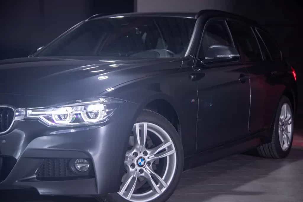 BMW 320 d Touring xDrive M Sport HUD/Pano/HiFi/LED 03/2017-photo-1