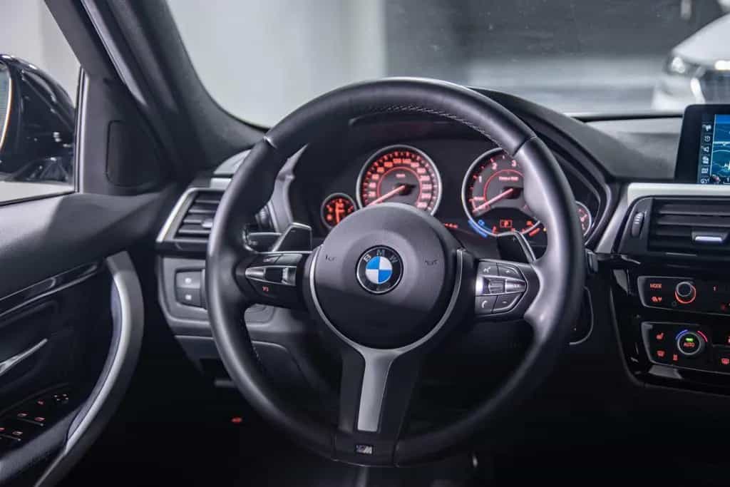 BMW 320 d Touring xDrive M Sport HUD/Pano/HiFi/LED 03/2017-photo-15