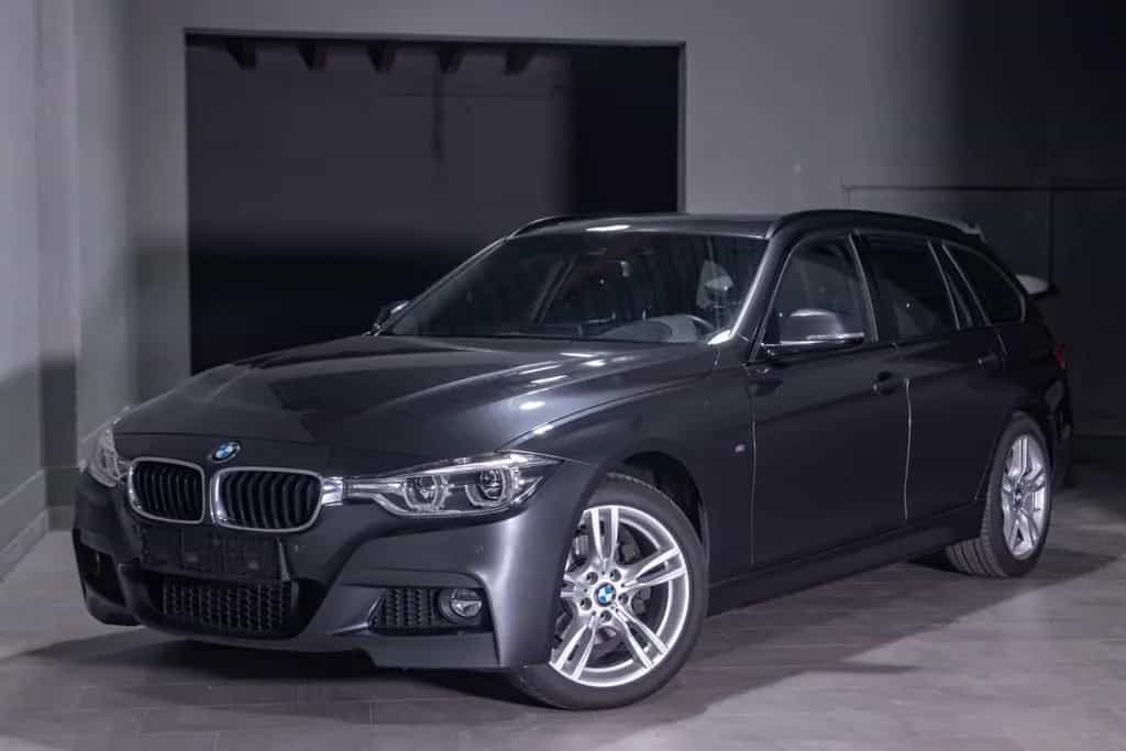 BMW 320 d Touring xDrive M Sport HUD/Pano/HiFi/LED 03/2017-photo-4