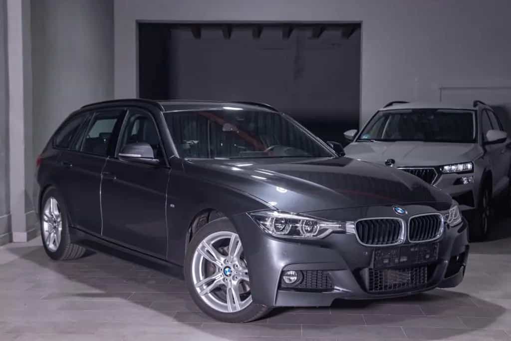 BMW 320 d Touring xDrive M Sport HUD/Pano/HiFi/LED 03/2017-photo-5