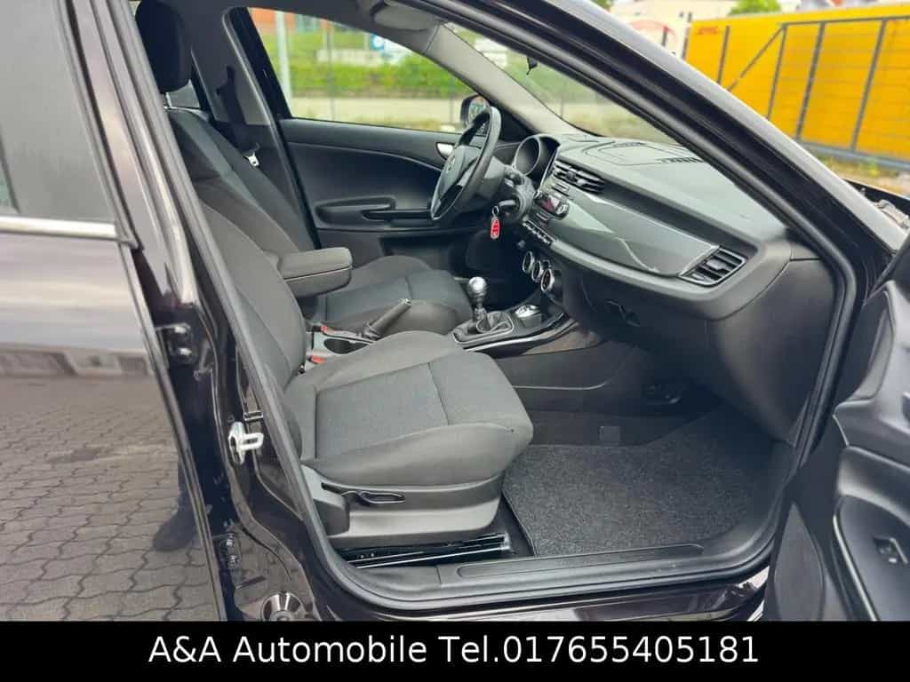 Alfa Romeo Giulietta Super 1.4 TÜV Neu Garantie inkl. 09/2012-photo-10