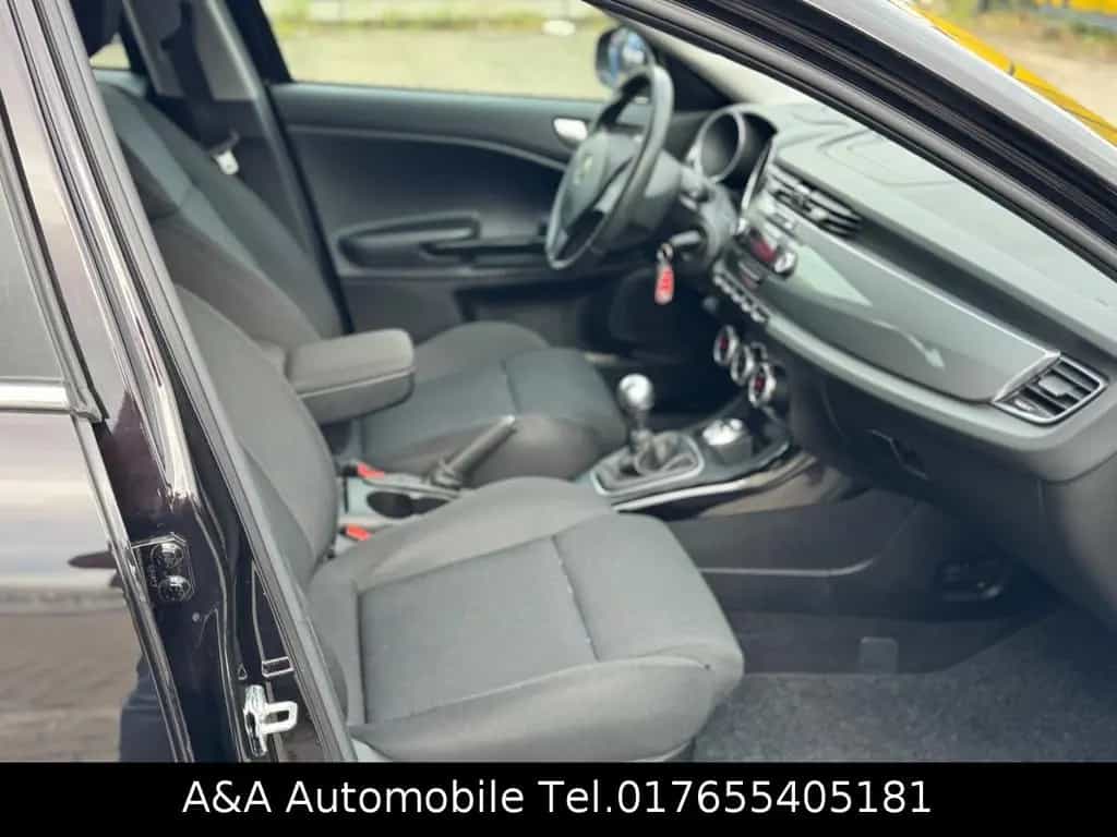 Alfa Romeo Giulietta Super 1.4 TÜV Neu Garantie inkl. 09/2012-photo-14