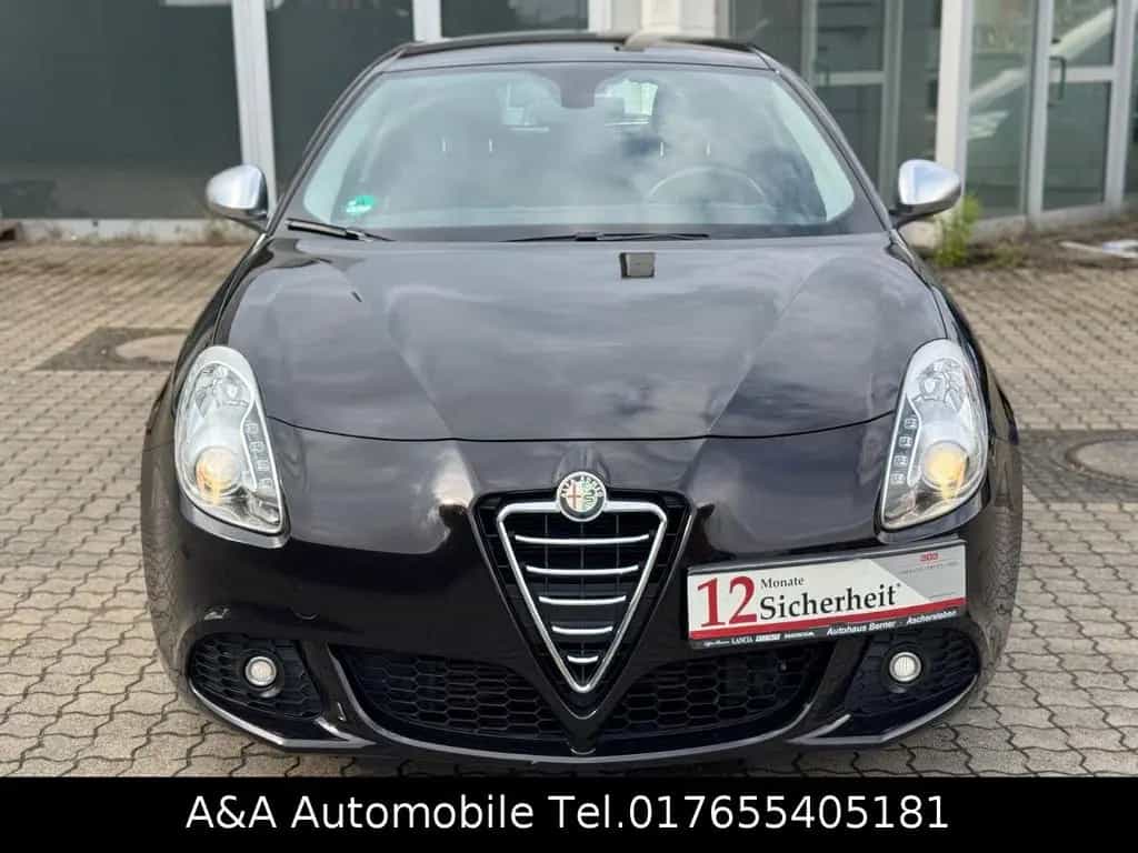 Alfa Romeo Giulietta Super 1.4 TÜV Neu Garantie inkl. 09/2012-photo-3