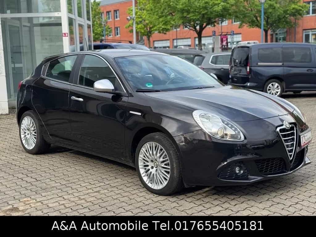Alfa Romeo Giulietta Super 1.4 TÜV Neu Garantie inkl. 09/2012-photo-4
