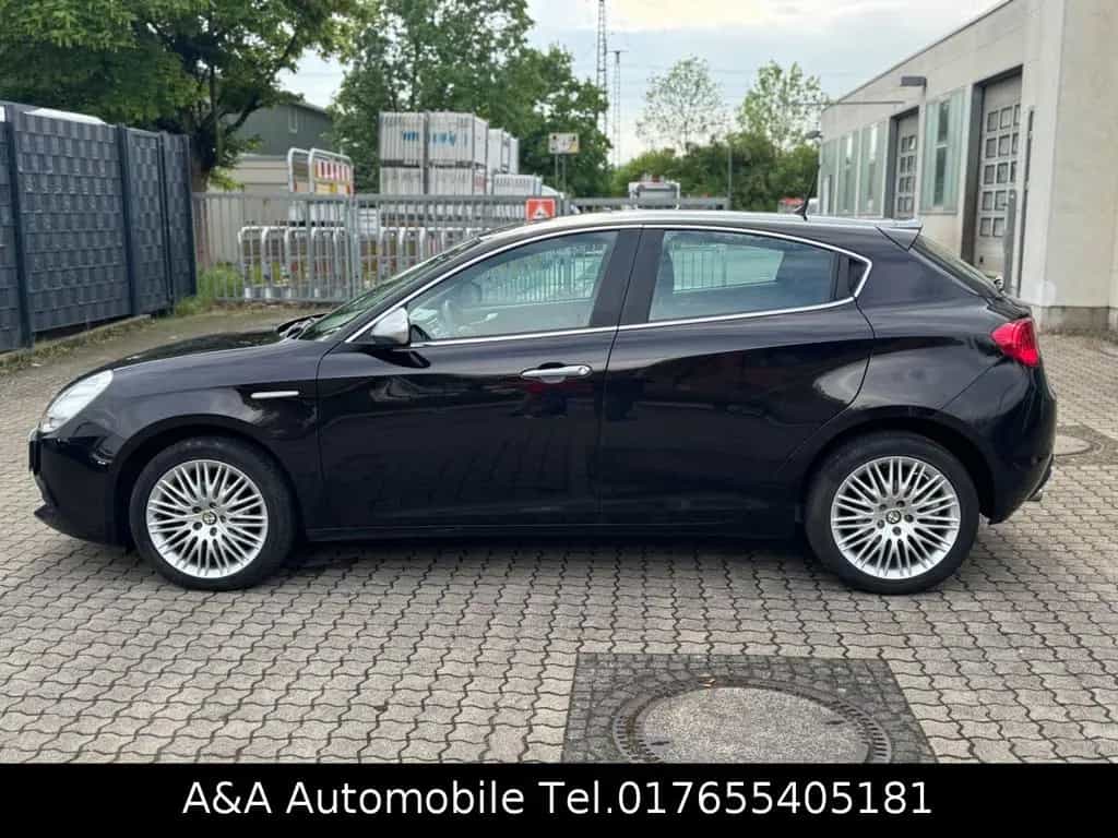 Alfa Romeo Giulietta Super 1.4 TÜV Neu Garantie inkl. 09/2012-photo-8