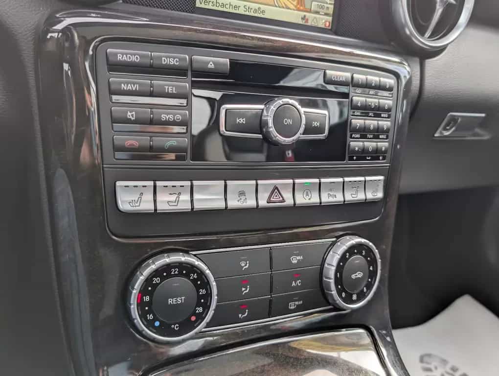Mercedes-Benz SLK-Class 250 CDI Cabrio AMG Line*PANO*BiXen*AirScarf* 11/2014-photo-33