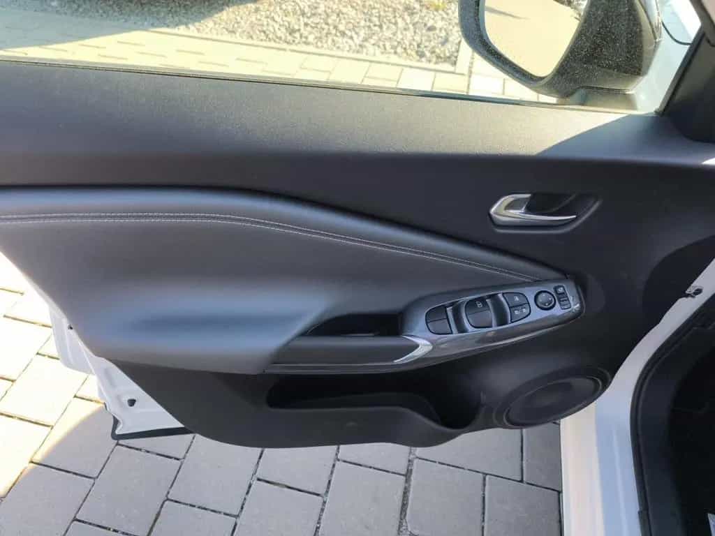 Nissan Juke 06/2022-photo-9