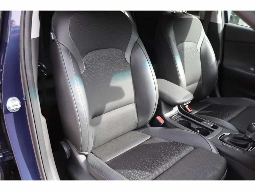 Hyundai i30 Fastback 1.4 T-GDI Premium Szthzg. RFK Autom 01/2020-photo-10