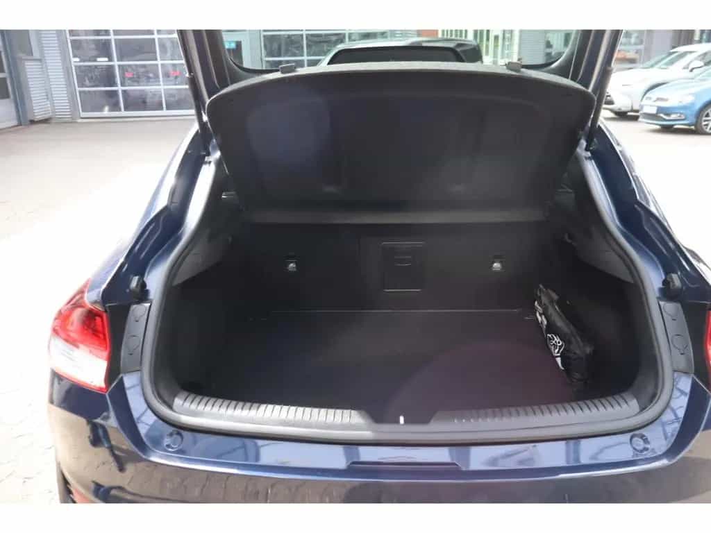 Hyundai i30 Fastback 1.4 T-GDI Premium Szthzg. RFK Autom 01/2020-photo-13
