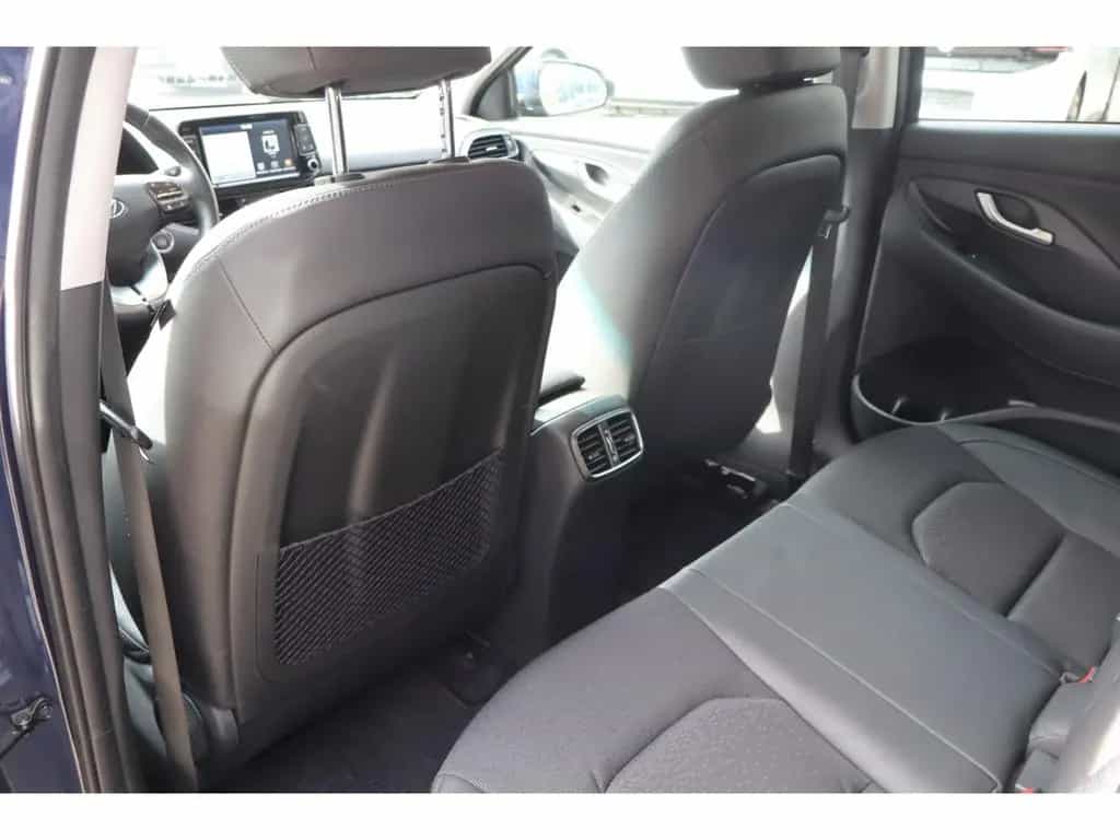 Hyundai i30 Fastback 1.4 T-GDI Premium Szthzg. RFK Autom 01/2020-photo-14