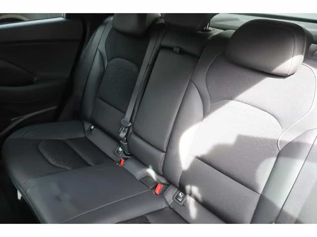 Hyundai i30 Fastback 1.4 T-GDI Premium Szthzg. RFK Autom 01/2020-photo-15