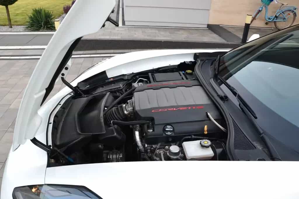 Corvette C7 6.2 V8 AT8 Stingray 04/2017-photo-10