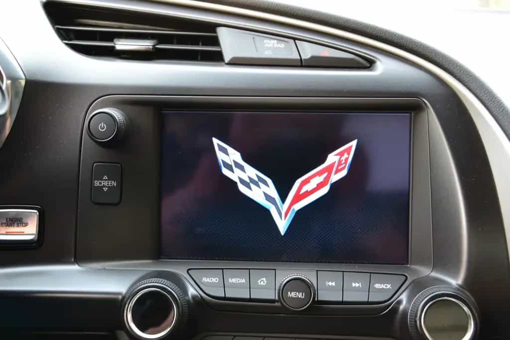 Corvette C7 6.2 V8 AT8 Stingray 04/2017-photo-11