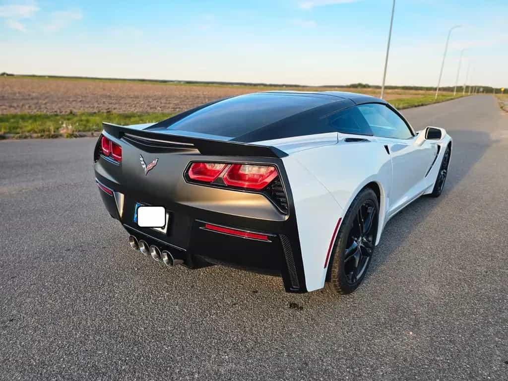 Corvette C7 6.2 V8 AT8 Stingray 04/2017-photo-5