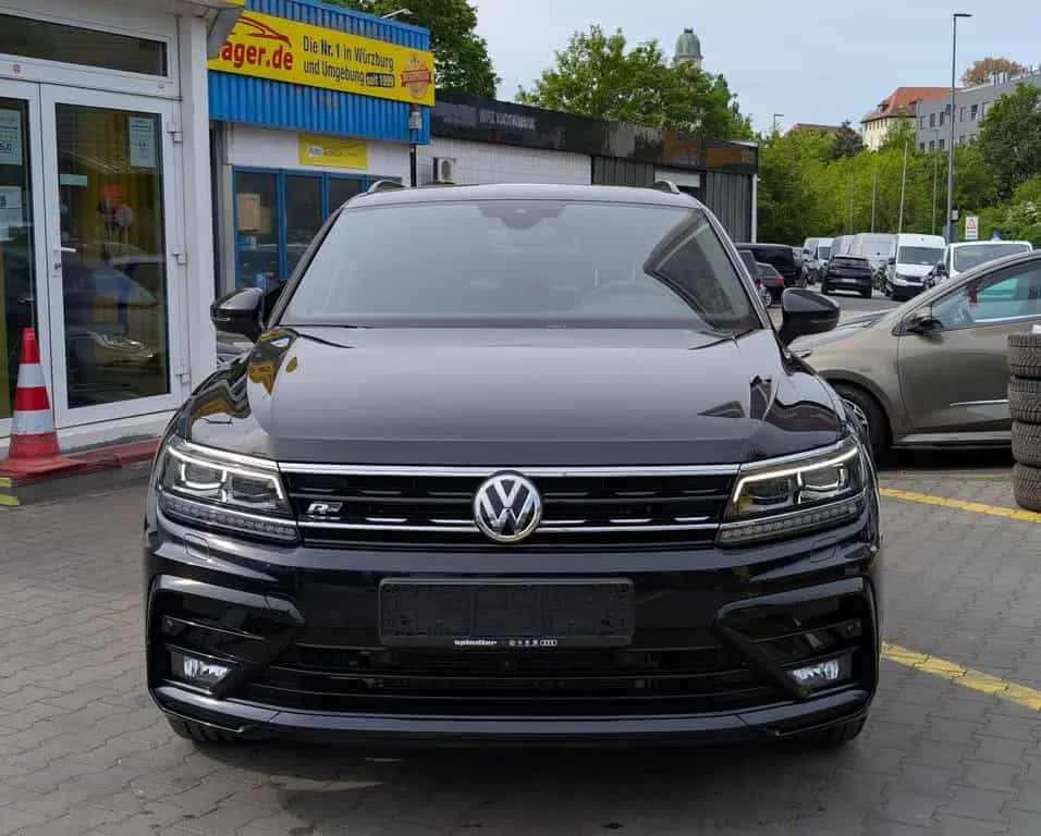 Volkswagen Tiguan Allspace R-Line High.4M*ACC*PANO*HUD*360° 08/2020-photo-1