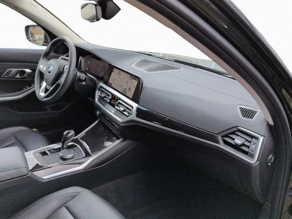 BMW 320 d xD Tour Luxury LiveProf DAProf RFK AHK HUD 11/2019-photo-10