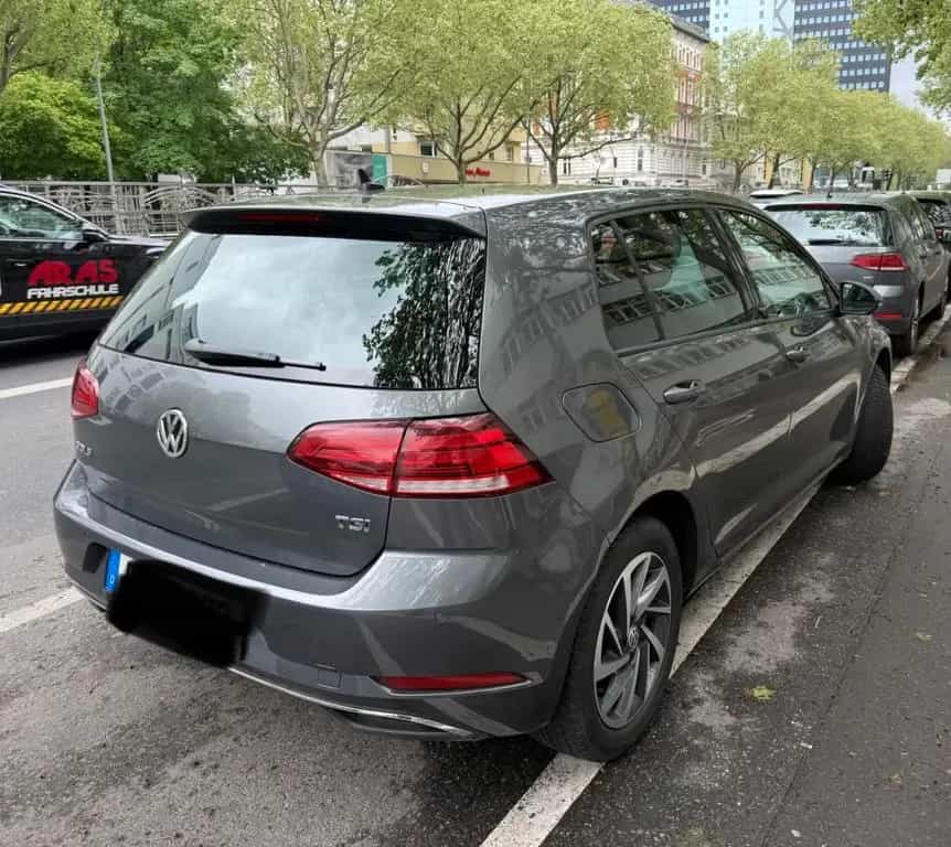Volkswagen Golf Automatik 1.0 TSI DSG Sound -sehr gepflegt 10/2017-photo-3