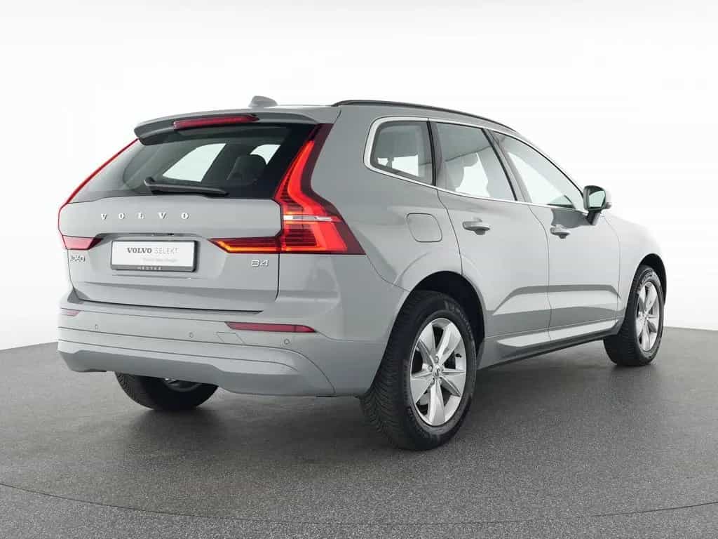Volvo XC60 B4 Diesel Geartronic Core AHK 10/2023-photo-1