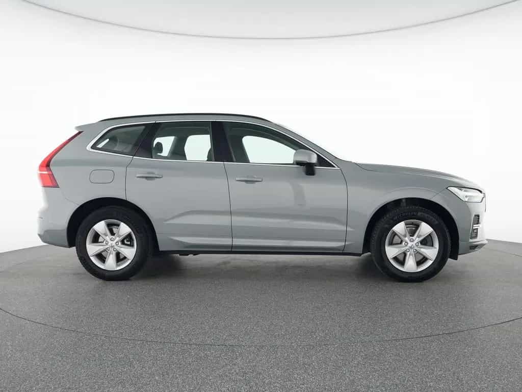 Volvo XC60 B4 Diesel Geartronic Core AHK 10/2023-photo-11
