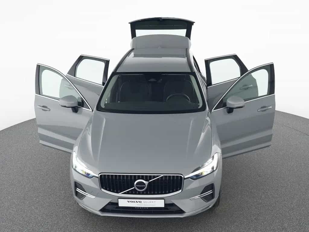 Volvo XC60 B4 Diesel Geartronic Core AHK 10/2023-photo-12