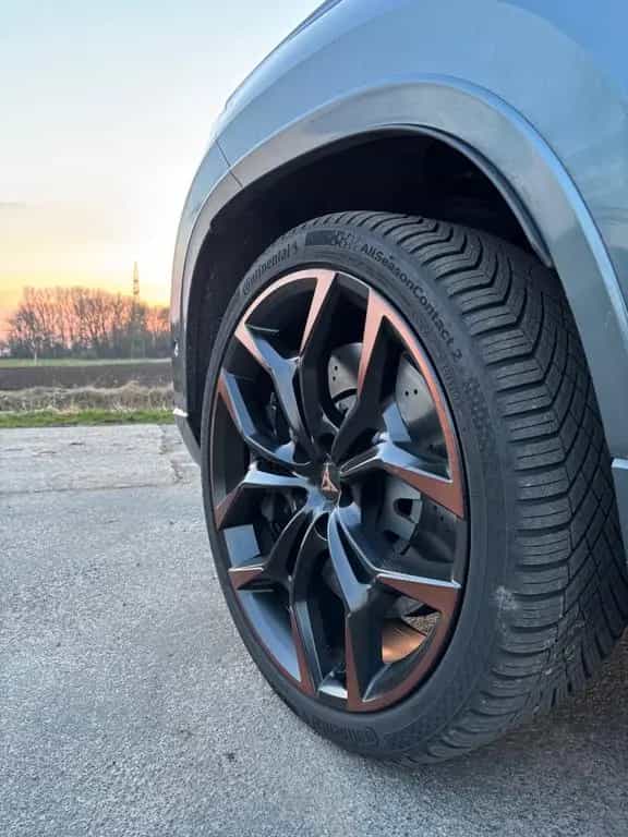 Cupra Ateca 2.0 TSI Limited BREMBO CARBON PANO 09/2020-photo-12