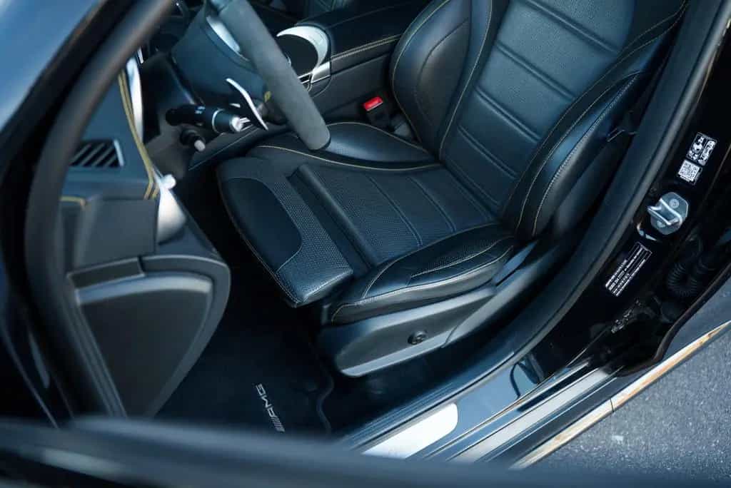 Mercedes-Benz Other GLC 63 S AMG 4Matic+ / Exclusive / Night / AHK 09/2019-photo-12