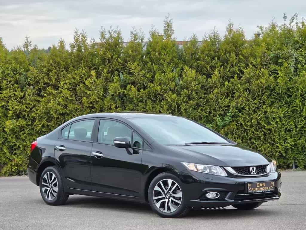 Honda Civic 1.8 Lim.-Executive*1.Hand*AUT*Xenon*SD*SH* 03/2016-photo-17