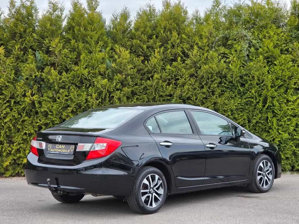 Honda Civic 1.8 Lim.-Executive*1.Hand*AUT*Xenon*SD*SH* 03/2016-photo-24
