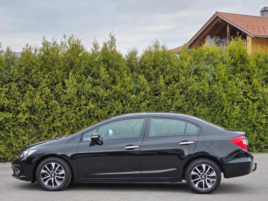 Honda Civic 1.8 Lim.-Executive*1.Hand*AUT*Xenon*SD*SH* 03/2016-photo-25