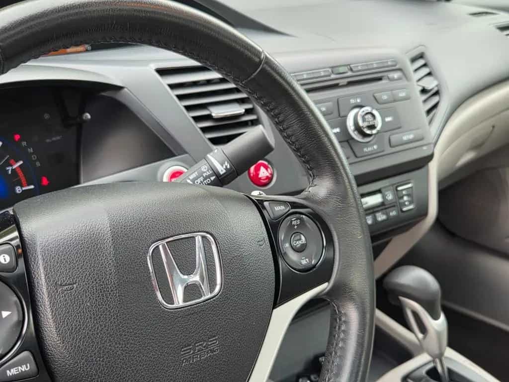 Honda Civic 1.8 Lim.-Executive*1.Hand*AUT*Xenon*SD*SH* 03/2016-photo-34