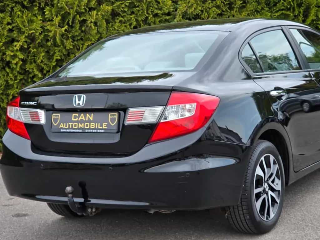 Honda Civic 1.8 Lim.-Executive*1.Hand*AUT*Xenon*SD*SH* 03/2016-photo-38