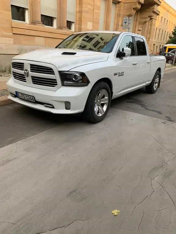 Dodge RAM SPORT LUFT*RAMBOX*VOLL*AHK*NAVI 07/2016-photo-1