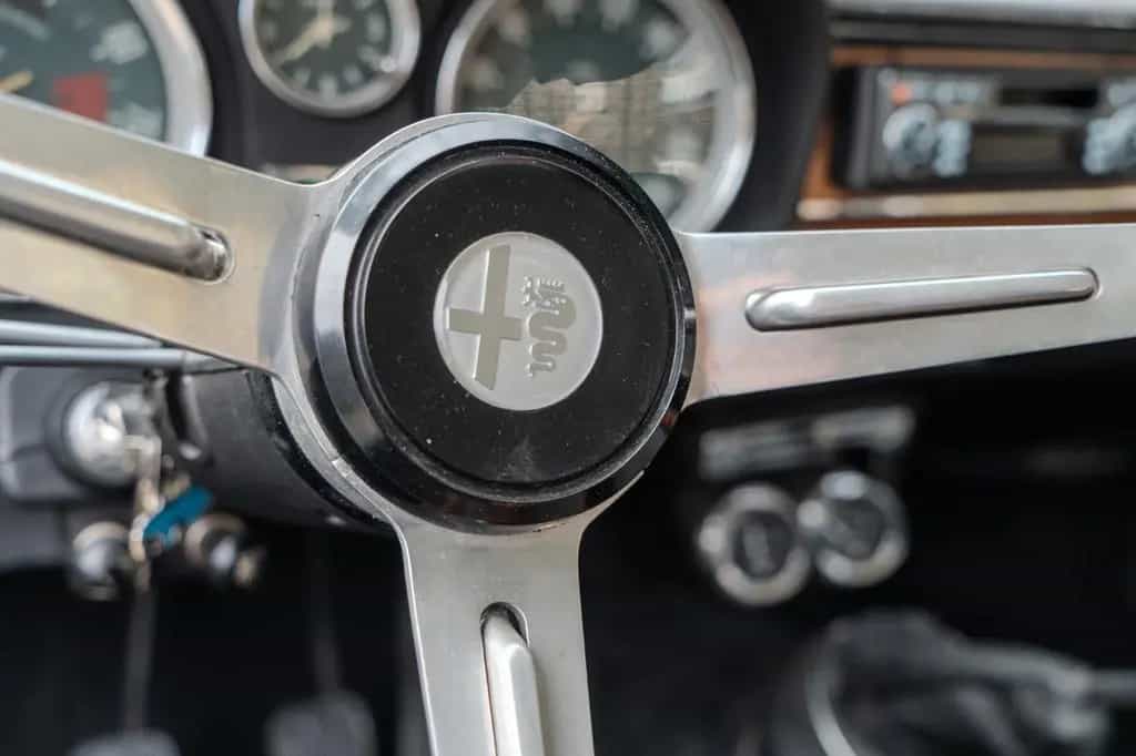 Alfa Romeo Giulia 03/1971-photo-11