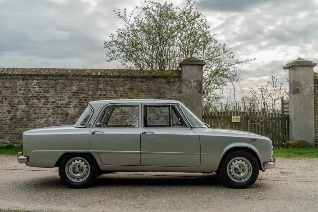 Alfa Romeo Giulia 03/1971-photo-4