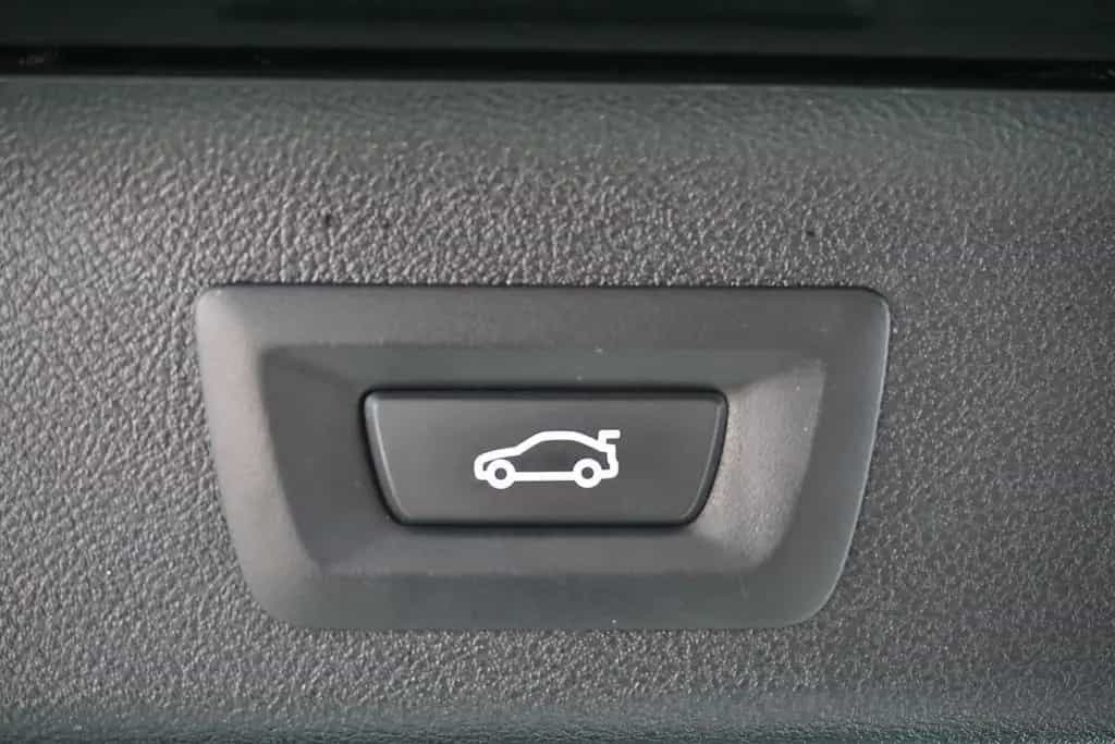 BMW 520 d M Sport Leder Navi 360*Kamera Pano 02/2021-photo-15