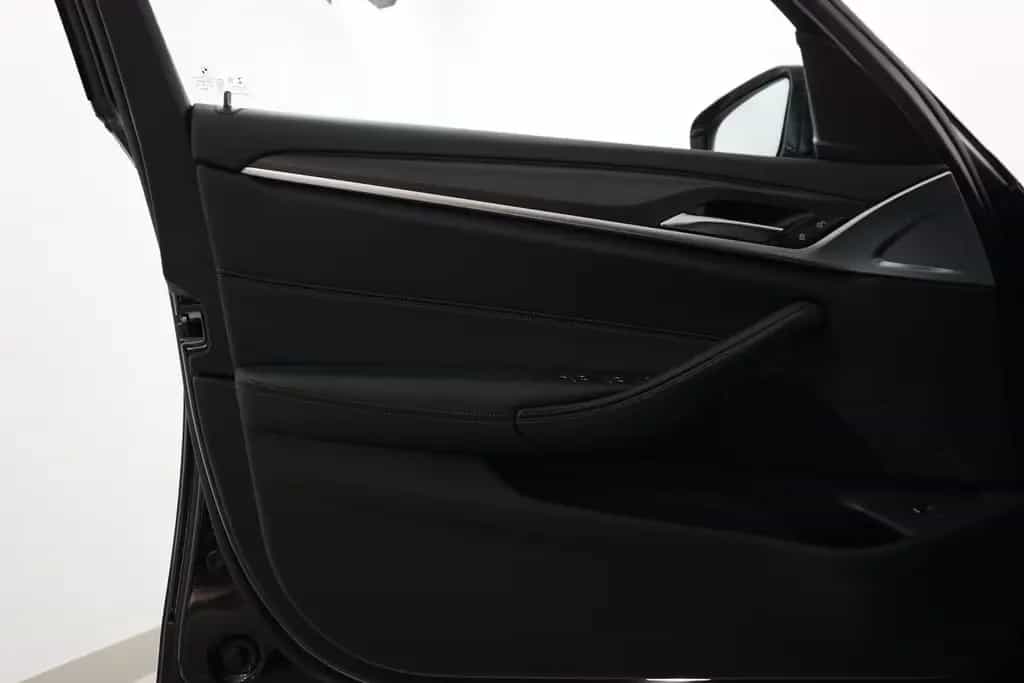 BMW 520 d M Sport Leder Navi 360*Kamera Pano 02/2021-photo-16